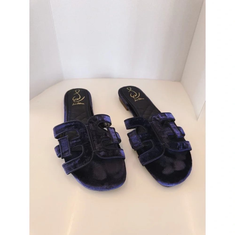 NWOT Sam Edelman Bay Honore Velvet Sandals in Dark Winter Violet, Size 8 - Picture 2 of 9